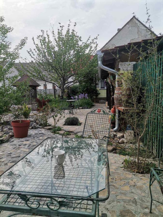 Somborski salas - strogi centar Exterior foto