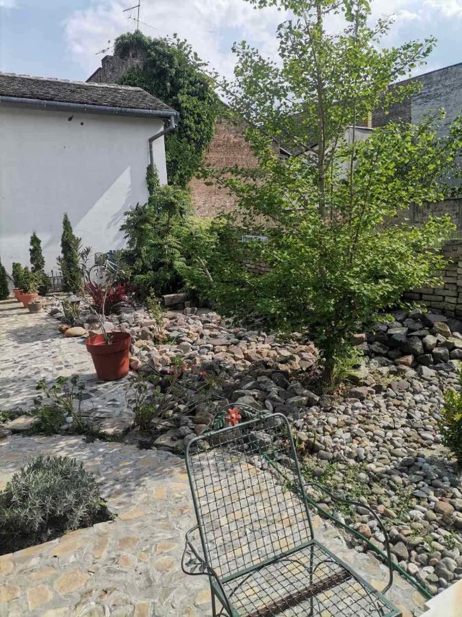 Somborski salas - strogi centar Exterior foto